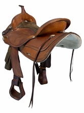 SOLD 2026/09/11 16 Inch Used Circle Y Trail Saddle Wide Flex Lite Tree 1552