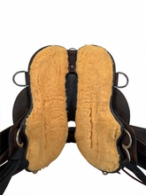 16 Inch Used Circle Y Walnut Grove Trail Saddle Wide Flex2 Tree 1157