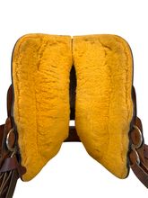 SOLD 2025/09/03  16 Inch Used Crates Arabian Trail Saddle 2395