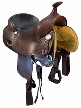 SOLD 2026/09/13 16 Inch Used Crates Supreme Trail Saddle Medium Tree 2170