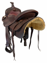 SOLD 2026/05/08 16 Inch Used Crates Trail Saddle Medium Tree Mustang 5419