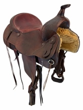 SOLD 2026/05/08 16 Inch Used Crates Trail Saddle Medium Tree Mustang 5419