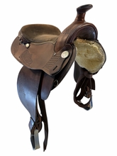 16 Inch Used Dakota Arabian Trail Saddle Medium Tree 5319