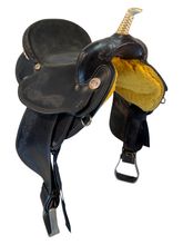 SOLD 2026/03/08 16 Inch Used Dakota Barrle Saddle Wide Tree 345