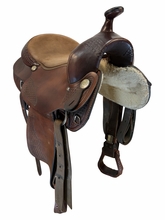 SOLD 2026/05/21  16 Inch Used Dakota Walking Horse Trail Sadlde Medium Tree 750