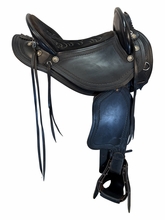 16 Inch Used Don West Endurance Saddle Medium Tree