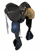 16 Inch Used Don West Endurance Saddle Medium Tree
