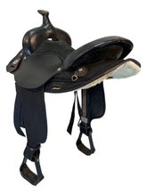 SOLD 2025/11/03 16 Inch Used Fabtron Cordura Trail Saddle 7105c