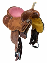 16 Inch Used Showman Saddlery Barrel Saddle MediumTree 6611