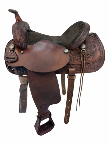 16 Inch Used Tex Tan Trail Saddle Medium Tree