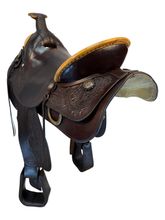 16 Inch Used TexTan Trail Saddle Medium Tree