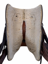 16 Inch Used Vickers Saddlery Ranch Saddle Wide Tree 550