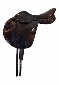17.5Inch Used Bates Jumping Saddle Medium Tree Monoflap Advanta