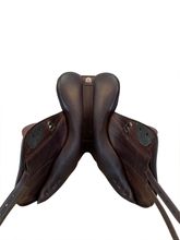 17.5Inch Used Bates Jumping Saddle Medium Tree Monoflap Advanta