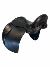 17.5Inch Used Frank Baines Dressage Saddle Medium Wide Tree