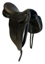 PRICE REDUCED! 17.5Inch Used Karl Niedersuss KPHS Symphnoe Dressage Saddle