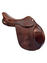 17.5Inch Used Pinnacle Jumping Saddle