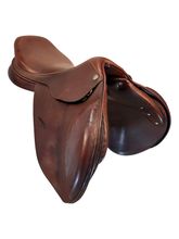 17.5Inch Used Pinnacle Jumping Saddle