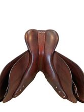 17.5Inch Used Pinnacle Jumping Saddle