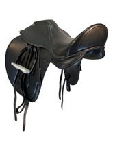 17.5Inch Used Royal Heritage Dressage Saddle Flora