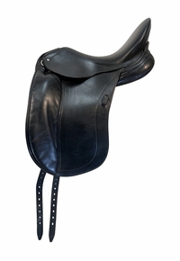 17.5Inch Used Schleese Dressage Saddle Triumph Sr
