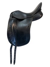 HOLD 2025/12/26c 17.5Inch Used Schleese Dressage Saddle Triumph Sr