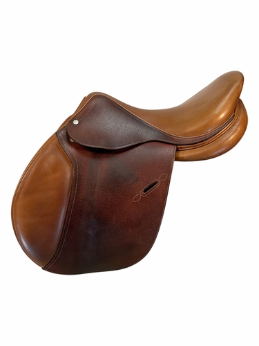 17.5Inch Used ADT Arc De Triomphe Sellier Saumer Jumping Saddle