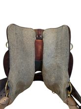 SOLD 2026/04/09 17.5Inch Used Tucker High Plains Trail Saddle Wide Tree T60