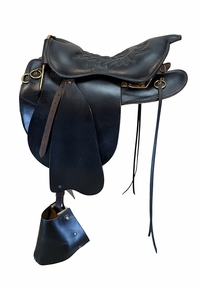 17.5Inch Used Tucker Trooper Endurance Saddle Medium Tree 138