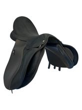 17.5Inch Used Wintec All Purpose Saddle 2000
