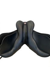 17.5Inch Used Wintec All Purpose Saddle 2000