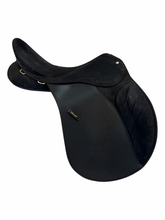 17.5Inch Used Wintec All Purpose Saddle Medium Tree 2000
