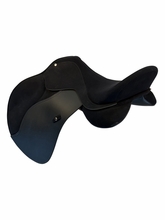 17.5Inch Used Wintec All Purpose Saddle Medium Tree 2000
