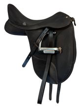 17.5Inch Used Wintec Dressage Saddle Medium Tree Isabell