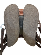 17 Inch Used Allegany Mountain Saddlery Endurance Saddle Medium Tree