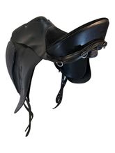 17 Inch Used Ansur Treeless Carlton Petite Dressage Saddle