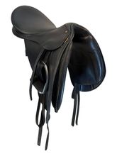 17 Inch Used Bates Dressage Saddle Medium Tree Caprilli