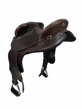 SOLD 2026/09/05 17 Inch Used Bates Kimberley HB Classic Stock Saddle Wide Tree