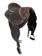 SOLD 2026/09/05 17 Inch Used Bates Kimberley HB Classic Stock Saddle Wide Tree