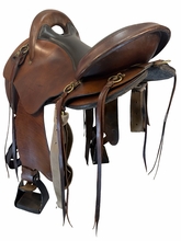 SOLD 2026/09/19 17 Inch Used Big Horn Endurance Trail Saddle Medium Flex Tree 807