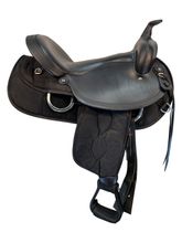 17 Inch Used Big Horn Lady Light Weight Flex Trail Saddle 323