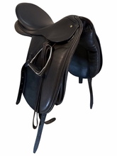 17 Inch Used BT Crump Dressage Saddle Medium Tree The Contender