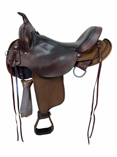 17 Inch Used Circle Y High Horse El Campo Cordura Trail Saddle Medium Tree 6970