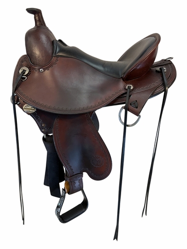 SOLD 2026/08/10 17 Inch Used Circle Y Kentucky Gaiter Trail Saddle Medium Flex2 Tree 1582