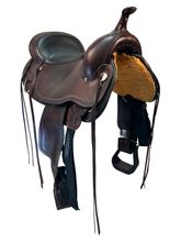 HOLD 2025/07/03c 17 Inch Used Circle Y Omaha Trail Saddle 1554