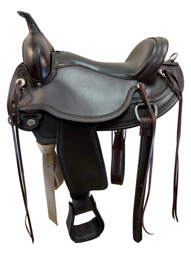 SOLD 2026/07/20 17 Inch Used Circle Y Omaha Trail Saddle Extra Wide Flex Tree 1554