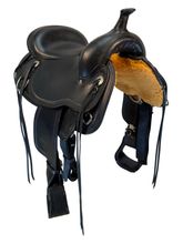17 Inch Used Circle Y Omaha Trail Saddle Wide Flex Tree 1554
