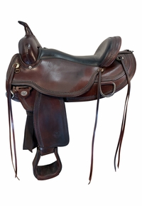 17 Inch Used Circle Y Omaha Trail Saddle Wide Flex2 Tree 1554