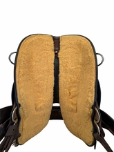 17 Inch Used Circle Y Omaha Trail Saddle Wide Flex2 Tree 1554