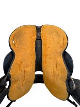 17 Inch Used Circle Y Sunflower Trail Saddle Wide Flex Tree 1682